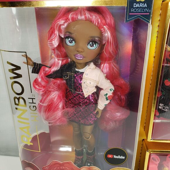 MGA Entertainment Rainbow High Series 3 Daria Roselyn Pink Hair Fashion Doll - Picture 9 of 16